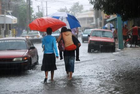 República Dominicana: Aguaceros locales y vientos aislados esta tarde por  vaguada - El Quinto Elemento TV