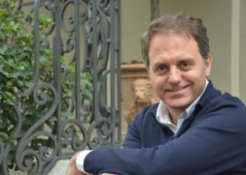 Fallece el escritor español Domingo Villar a los 51 años
