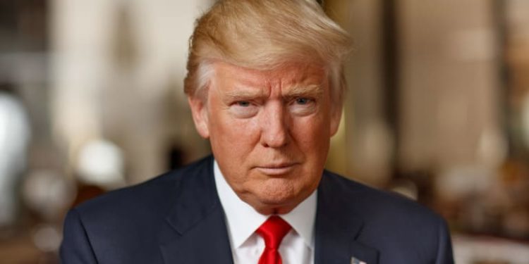 Trump se ofrece a mediar en las negociaciones entre Rusia y Ucrania