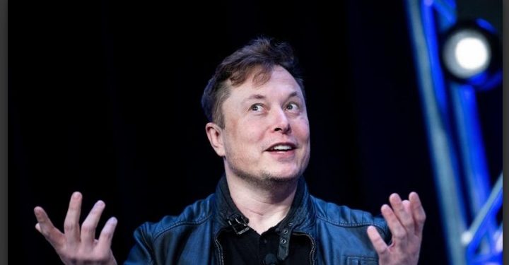 Elon Musk disuelve el consejo administrativo de Twitter y toma el control total de la plataforma