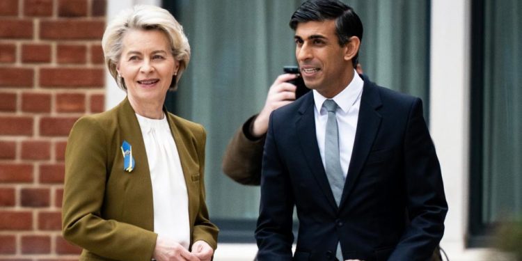 La UE y Reino Unido alcanzan un acuerdo sobre el Protocolo de Irlanda del Norte