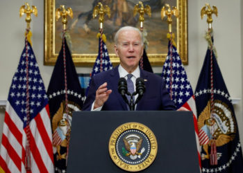 Biden: estadounidenses pueden tener confianza en el sistema bancario