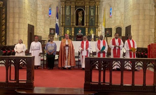 Iglesia católica barre el piso con políticos e instituciones en Sermón de las Siete Palabras
