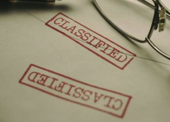 Hallan más de 100 documentos secretos de seguridad nacional de EEUU