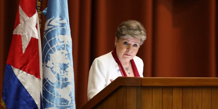 Cepal reduce a 1,2 % previsión de crecimiento de Latinoamérica y el Caribe