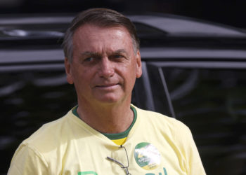 Expresidente de Brasil niega haber participado en manipulación de certificados de vacunación