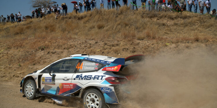 México: Grupo armado siembra caos en un “rally” y deja diez muertos