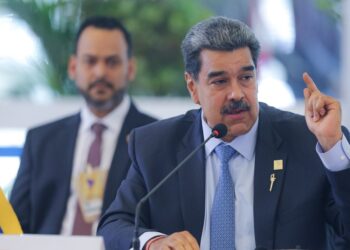 Para «reanimar» el diálogo político Maduro recibirá a un grupo de cancilleresen Venezuela