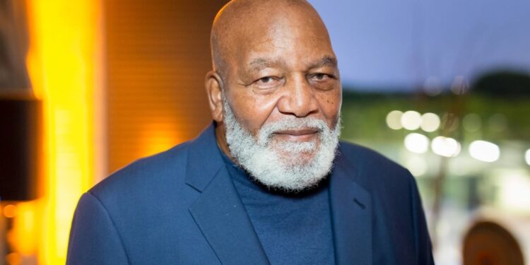 Muere Jim Brown, leyenda del fútbol americano