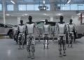 tesla Tesla muestra las nuevas capacidades de sus robots humanoides