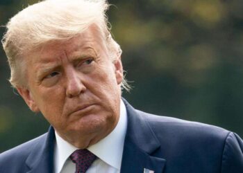 Expresidente Trump comparecerá hoy ante la corte federal en Florida