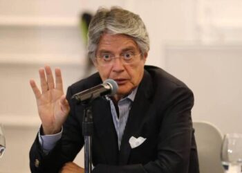 ¡Normal! Pagaron 250.000 dólares en EE.UU. para cuidar imagen del presidente Lasso