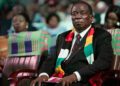 64b18226e9ff710bf4505db4 El presidente de Zimbabue promulga una ley que prohíbe criticar al Gobierno
