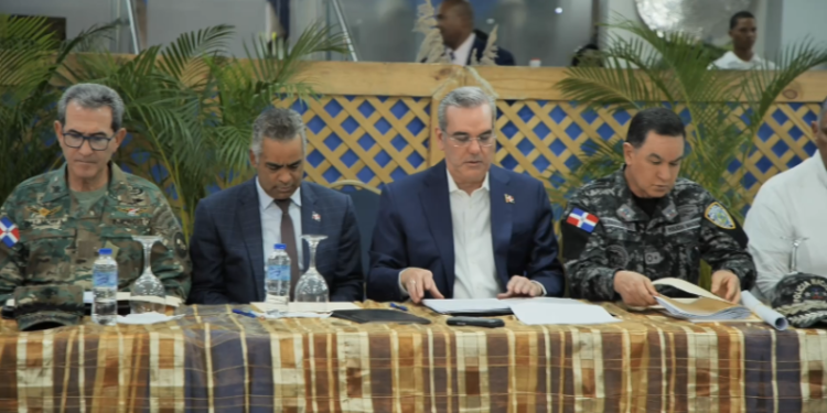 Presidente Abinader encabeza reunión sobre seguridad ciudadana