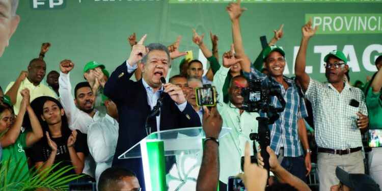“El gobierno del PRM es bulto, allante y movimiento», afirma Leonel Fernández