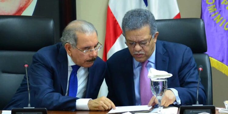 PLD niega Leonel Fernández y Danilo Medina se hayan reunido para tratar tema de alianzas