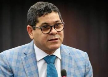 Legisladores de la oposición: «Los supermercados volvieron a llamarse la casa del terror»