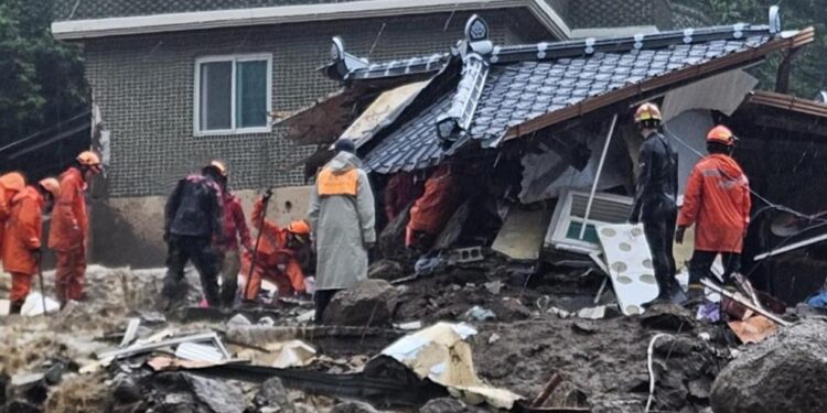26 muertos y miles de evacuados en Corea del Sur por intensas lluvias
