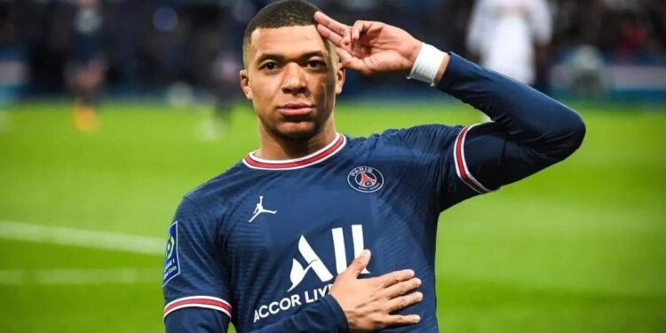 Mbappé rechaza millonaria oferta del Al Hilal
