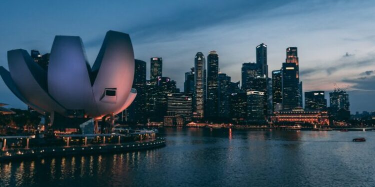 Singapur registra tasa de suicidios más alta en dos décadas en 2022