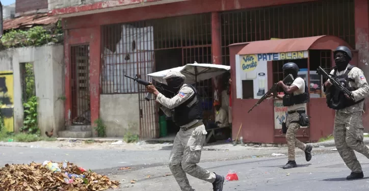 Pandillero haitiano “Barbecue” promete luchar contra militares extranjeros