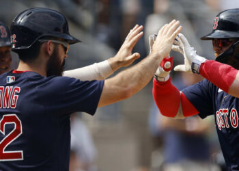 Medias Rojas propinan octava derrota seguida a Yankees de Nueva York