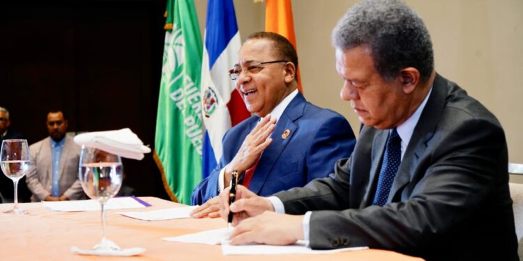 Fuerza del Pueblo y Partido Demócrata Institucional firman alianza de cara a elecciones del 2024