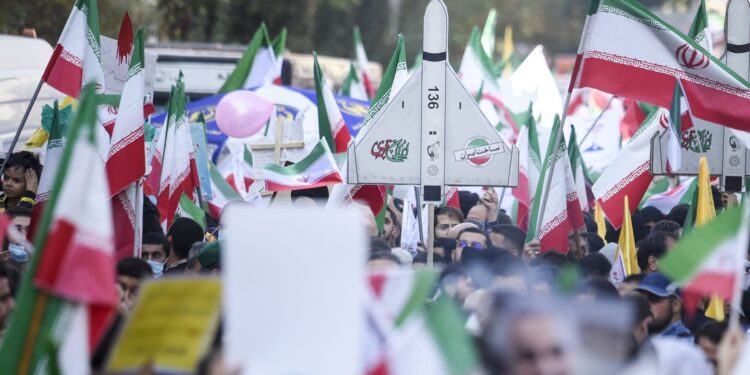 EE.UU. sancionó a entidades de China, Hong Kong, Turquía y Emiratos Árabes por ayudar a Irán a fabricar drones que utiliza Rusia