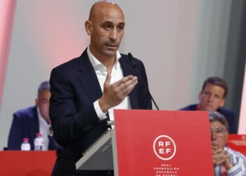 Rubiales asegura que el beso a Hermoso fue consentido
