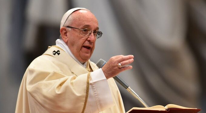 El papa llama a acabar con el «alarmante» desperdicio de alimentos