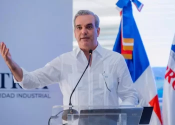 Abinader justifica cierre de frontera con Haití