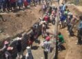 fbimg1694467142625 9516 Agricultores haitianos por construcción en río Masacre: “Estamos listos para ser enterrados en el canal”