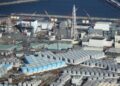 tanques con agua contaminada en la central nuclear de fukushima El 75 % de los surcoreanos están "preocupados" por el vertido de agua de Fukushima, según encuesta