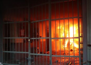 ¡40 rehenes! Reos toman el control en prisión de Paraguay, «Tacumbú»