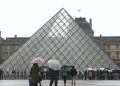 museo louvre evacua sus visitantes cierra sus puertas temor atentado terrorista 98 El Louvre de París cierra sus puertas por temor a un atentado terrorista