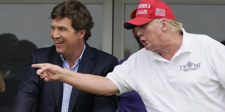 EE.UU: Carlson podría ser compañero de fórmula de Trump en elecciones 2024