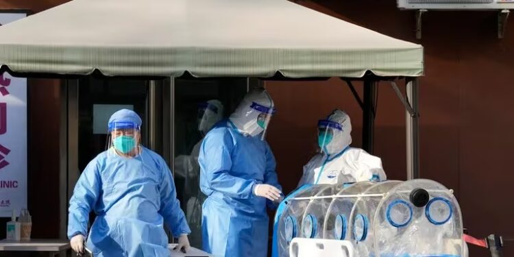 OMS alerta por la rápida expansión de enfermedades respiratorias en China