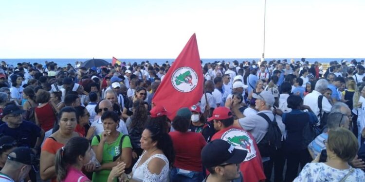 Cuba realiza marcha pro Palestina frente a embajada de EE.UU. en La Habana
