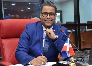 Senador Franklin Rodríguez aspira a la Alcaldía del Distrito Nacional