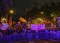 manifestantes se concentran en la calle ferraz en madrid este viernes.r d.1467 992 3096 Octava noche de protestas contra ley de amnistía en Ferraz, Madrid
