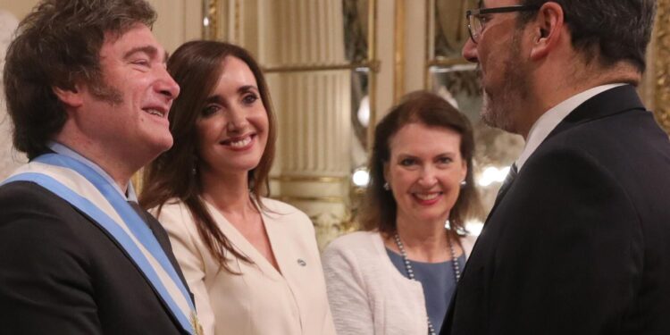 Banco de Desarrollo de América Latina aprueba préstamo a Argentina por 960 millones de dólares 