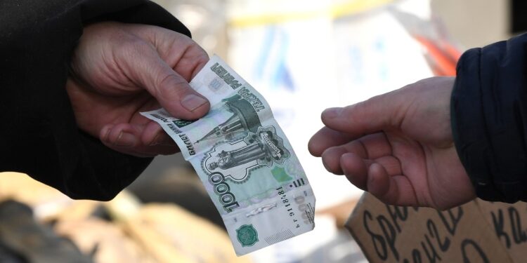 Rusia, China y México únicos países con aumento de sueldos en 2023