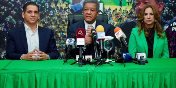 Leonel sobre junte con Danilo: El tema está en conseguir que la mayoría electoral vote por Rescate RD