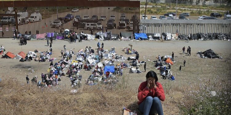 Varios muertos y heridos tras un ataque armado contra migrantes en México
