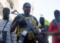GettyImages 2054036869 Líder pandillero lanza fuerte advertencia si el primer ministro haitiano Ariel Henry no abandona su cargo