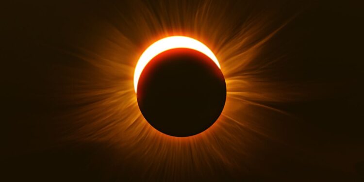 EE.UU. advierte sobre impactos en los viajes aéreos durante el eclipse solar