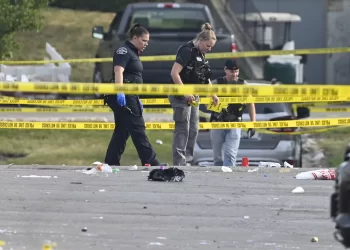Violento fin de semana de Pascua en Chicago deja 33 personas baleadas