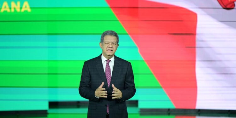 Leonel presenta esta noche su programa de gobierno 