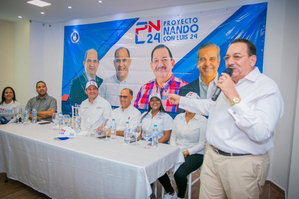 IMG 20240422 WA0173 Proyecto Nando Con Luís 24 respalda al senador Cristóbal Castillo y al candidato a diputado Héctor Rosa en Hato Mayor