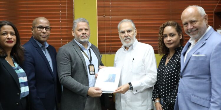 PRM deposita programa de gobierno ante la Junta Central Electoral 